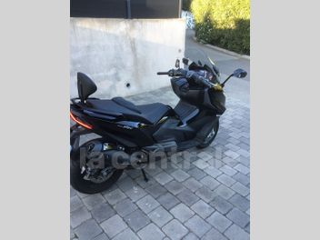 KYMCO AK 550