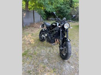 YAMAHA XSR 900