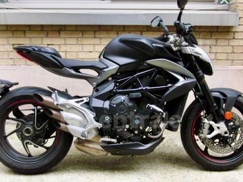 MV AGUSTA BRUTALE 800 RR