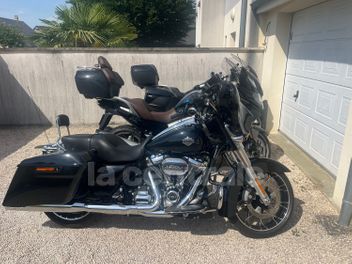 HARLEY DAVIDSON STREET GLIDE ST 114
