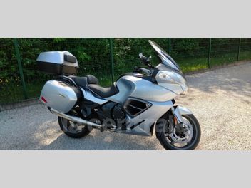TRIUMPH TROPHY 1200 SE
