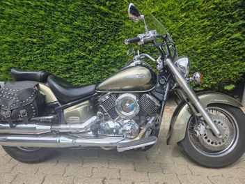 YAMAHA XVS 1100 CLASSIC
