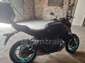 YAMAHA MT-07 690
