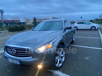 INFINITI 