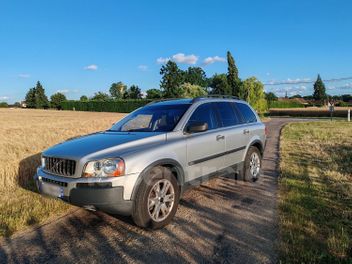 VOLVO 