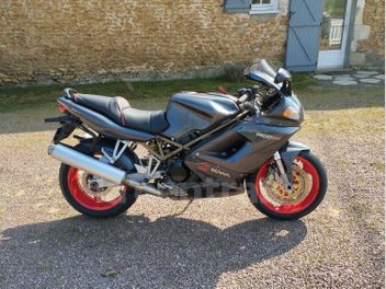 DUCATI ST2 944