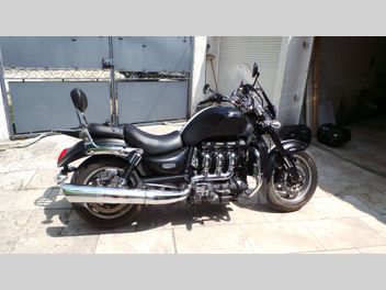 TRIUMPH ROCKET III 2300 ROADSTER ABS