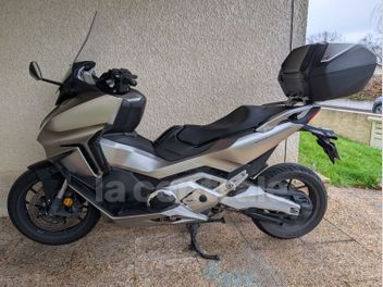 HONDA X-ADV 750
