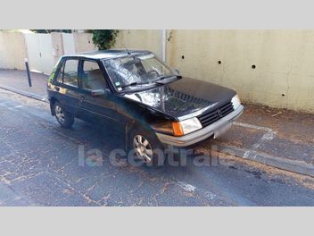 PEUGEOT 