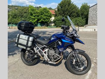 TRIUMPH TROPHY 1200 SE