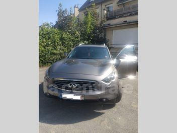 INFINITI 