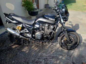 YAMAHA XJR 1300