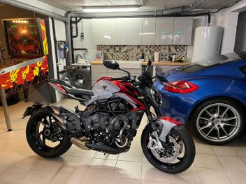 MV AGUSTA BRUTALE 800 RR