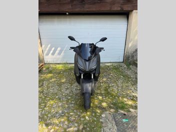 YAMAHA X-MAX 125