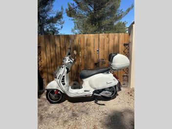 PIAGGIO VESPA 125 GTS