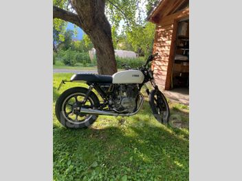 YAMAHA XT 400