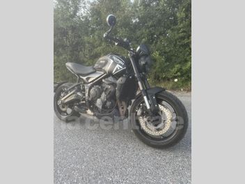 TRIUMPH TRIDENT 660