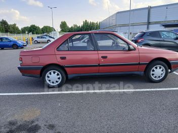 PEUGEOT 