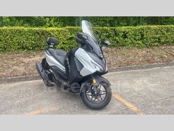 HONDA FORZA 125
