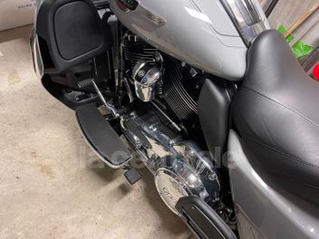 HARLEY DAVIDSON CVO ROAD GLIDE ULTRA 1868