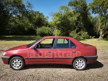 PEUGEOT 