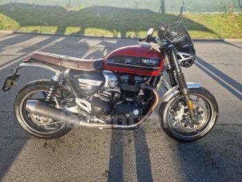 TRIUMPH SPEED TWIN 1200
