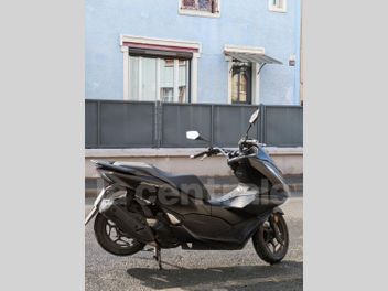 HONDA FES S-WING 125 ABS