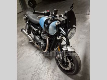 TRIUMPH BOBBER 1200