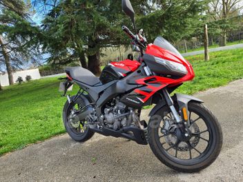 APRILIA TUONO 125