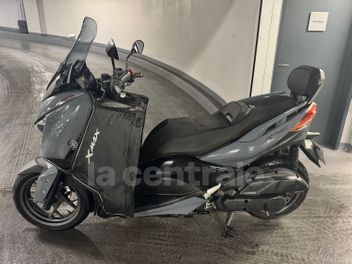 YAMAHA X-MAX 125