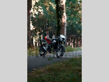 TRIUMPH STREET TRIPLE 765 R