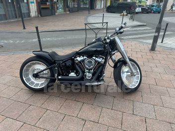 HARLEY DAVIDSON SOFTAIL FAT BOB 1868