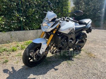 YAMAHA FZ8 800
