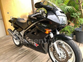 HONDA VFR 750