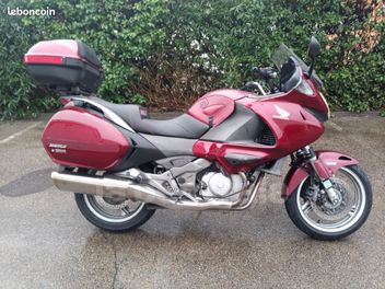 HONDA DEAUVILLE 700 ABS