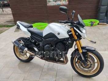 YAMAHA FZ8 800