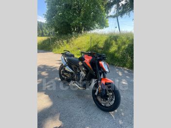 KTM DUKE 890