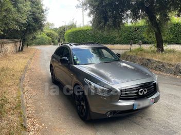 INFINITI 