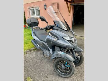 YAMAHA TRICITY 300