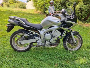 YAMAHA FZ 6 FAZER GT