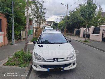 PEUGEOT 