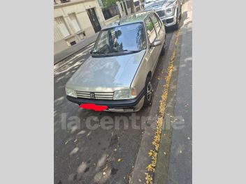 PEUGEOT 