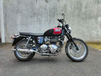 TRIUMPH AMERICA 865