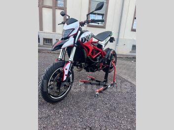 DUCATI HYPERMOTARD 821
