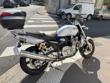YAMAHA XJR 1300