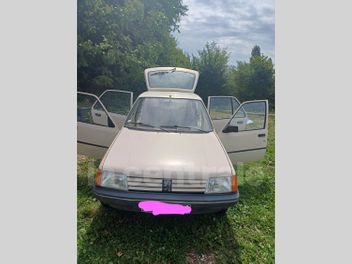 PEUGEOT 