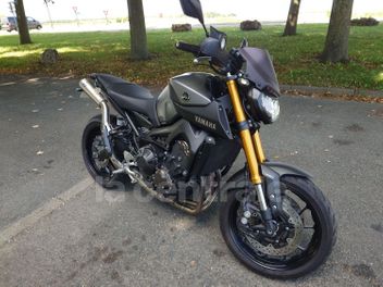 YAMAHA MT-09 850