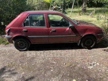 FORD FIESTA 3 III (2) 1.25 AMBIENTE 5P