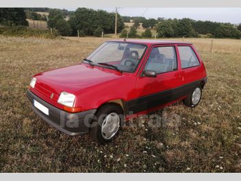 RENAULT 