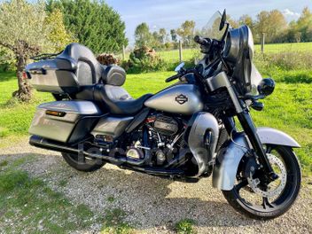 HARLEY DAVIDSON CVO STREET GLIDE 1923